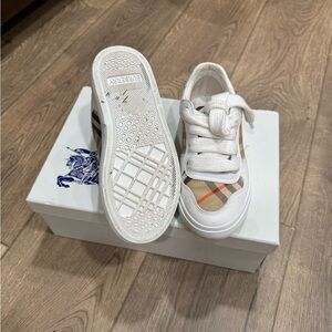 Burberry Kids' White and Tan Sneakers